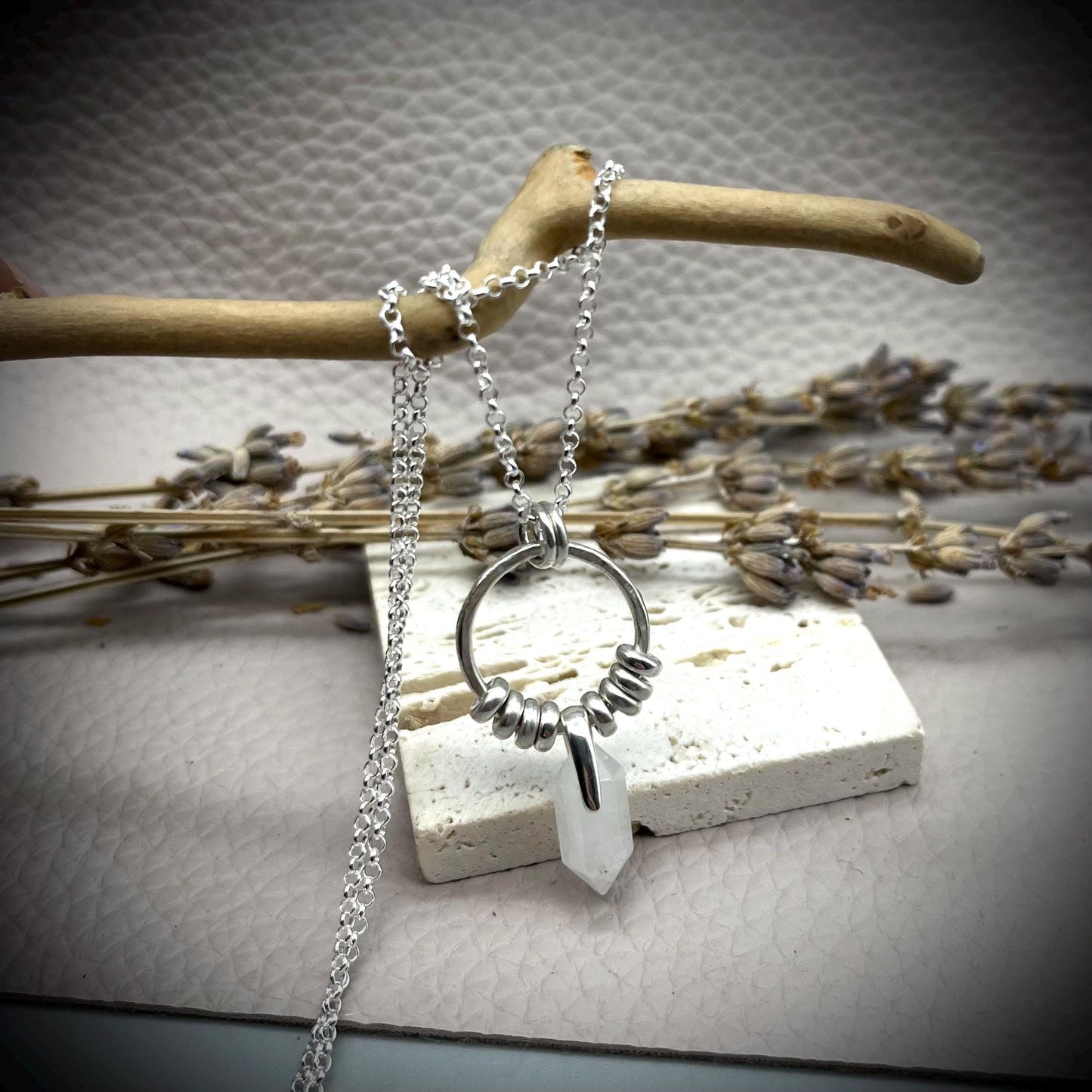 Quartz Crystal Point Necklace, Quartz Silver Hoop Pendant, Hammered Hoop Pendant with Quartz, Quartz Double Point Pendant