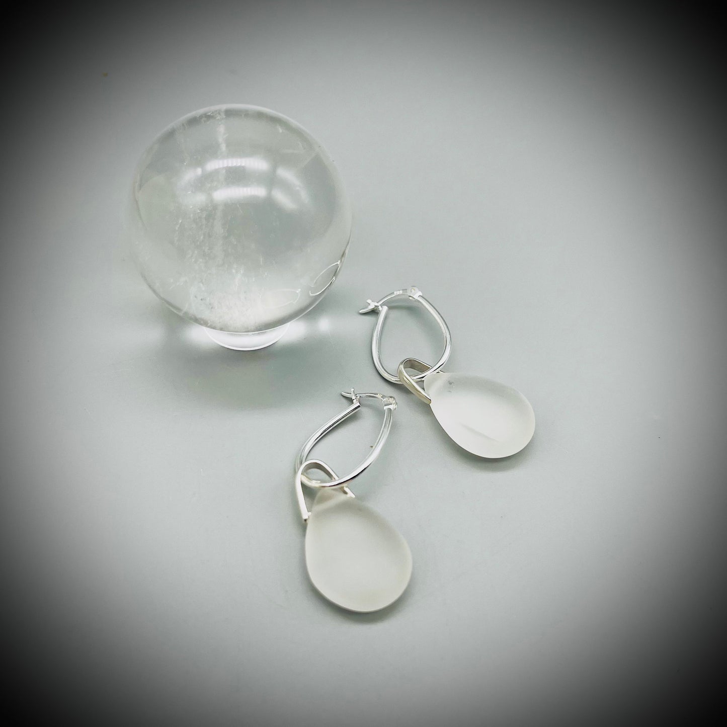 Clear Quartz Crystal Earrings, Clear Quartz Earrings, Clear Quartz Crystal Earrings, Clear Quartz Ear Hoops, Crown Chakra Crystal