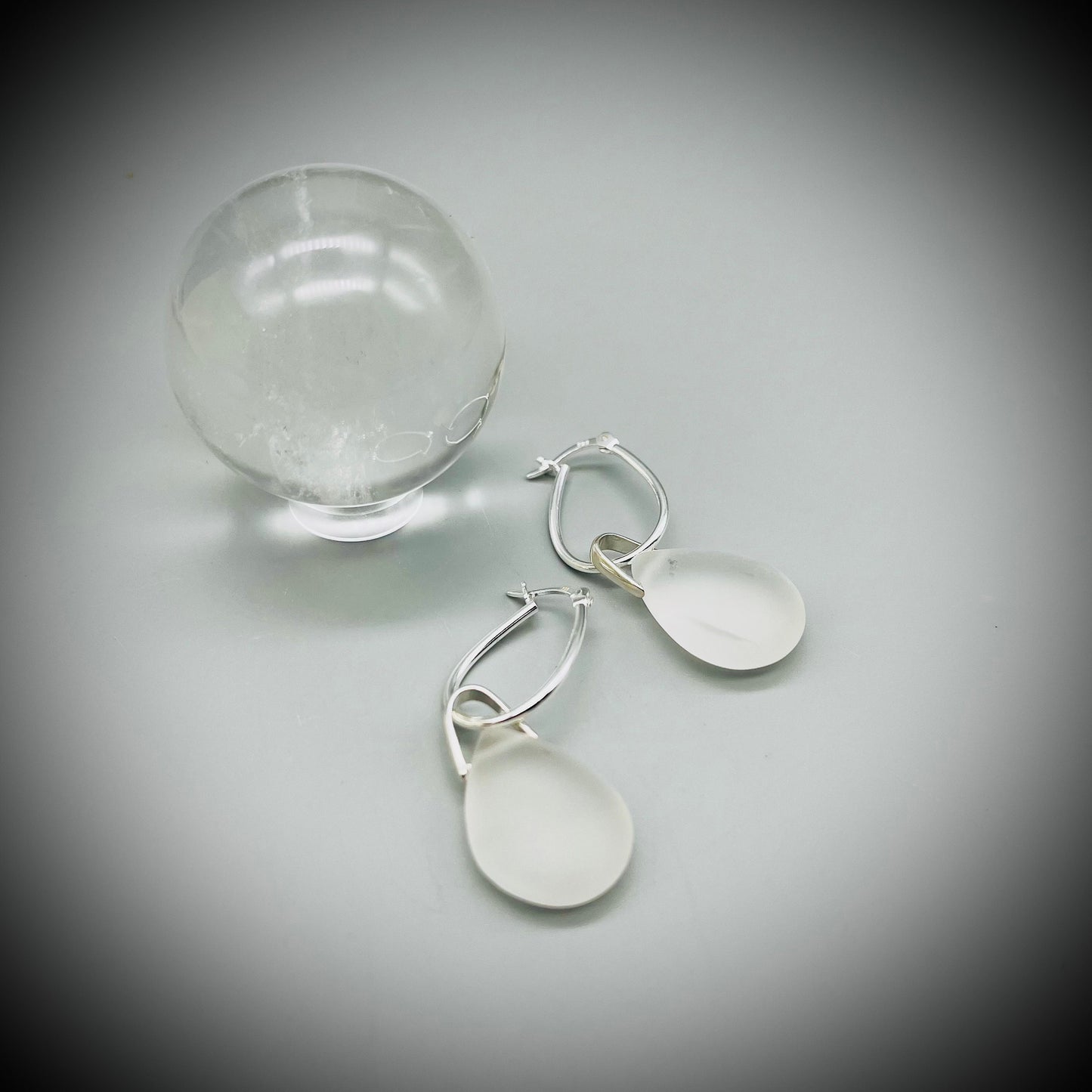 Clear Quartz Crystal Earrings, Clear Quartz Earrings, Clear Quartz Crystal Earrings, Clear Quartz Ear Hoops, Crown Chakra Crystal