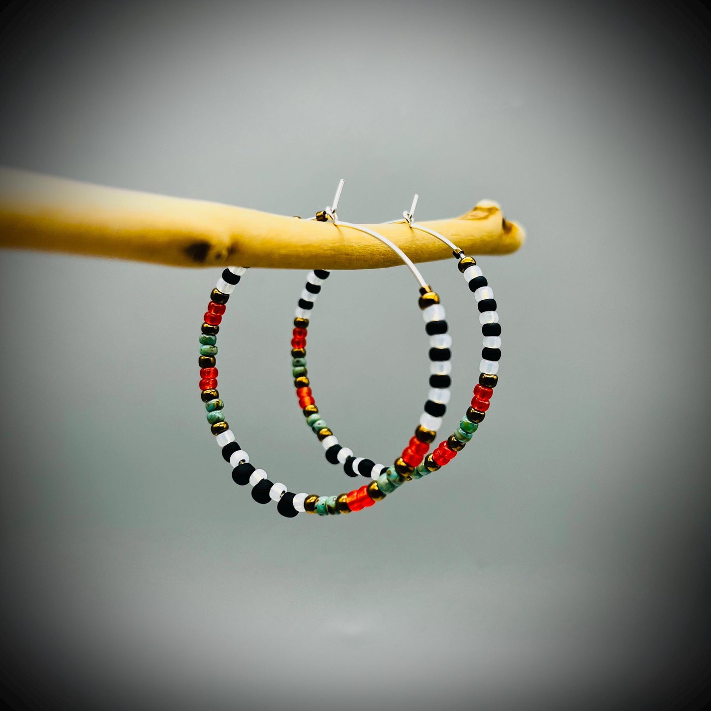 Native American Style Earrings, Boho Beaded Hoop Earrings, Native Hoop Earrings, Beaded Folk Earrings, Tribal Hoop Earrings, Aztec Earrings