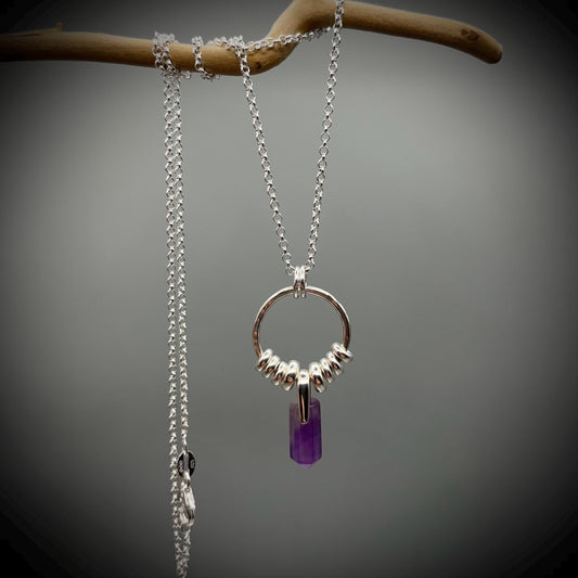 Amethyst Crystal Point Necklace, Amethyst Silver Hoop Pendant, Hammered Hoop Pendant with Amethyst, Amethyst and Silver Necklace