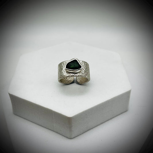 Sterling Silver Wide Ring Bang, Reticulated Silver Ring Band, Textured Silver Ring, Wide Silver Ring, Green Sea Glass and Silver Ring