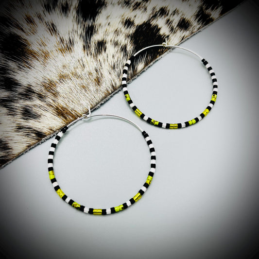 Native American Style Earrings, Boho Beaded Hoop Earrings, Native Hoop Earrings, Beaded Folk Earrings, Tribal Hoop Earrings, Aztec Earrings